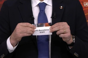 Bốc thăm tứ kết Europa League: Barcelona gặp khó