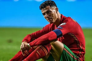 Ronaldo đổ mồ hôi vì nguy cơ vắng mặt ở World Cup