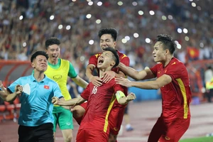 Người hùng Hùng Dũng lên tiếng sau chiến thắng của U-23 Việt Nam