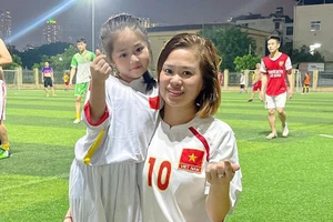 “Đội nữ Việt Nam chơi đội hình 2 cũng thắng Campuchia!” 