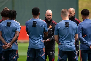 Ten Hag ra hàng loạt quyết định quan trọng: 4 thay đổi lớn ở MU