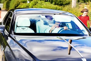 Ronaldo nói gì với đồng đội khi trở lại MU?