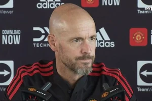 Ten Hag xác nhận 3 cầu thủ ở lại MU