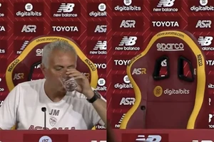 Sửng sốt Mourinho làm ảo thuật biến mất một cách kỳ diệu