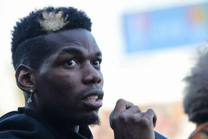 Pogba phá vỡ im lặng giữa bi kịch bủa vây