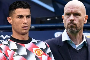 Ten Hag bị cáo buộc đưa ra quyết định kỳ lạ với Ronaldo