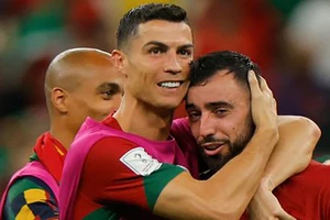 Tuyển Bồ Đào Nha đòi công bằng cho Ronaldo, FIFA phủ quyết