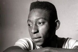 Những hình ảnh đặc biệt về cuộc đời đáng kinh ngạc của Pele