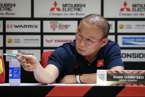 Báo Indonesia: Shin Tae-yong vui vẻ, Park Hang-seo bất an