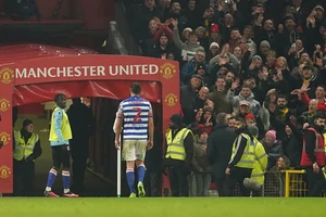 Khoảnh khắc điên rồ trong chiến thắng của MU