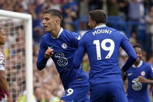 West Ham - Chelsea: Chưa thấy điểm sáng