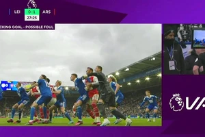 Tại sao bàn thắng của Arsenal bị VAR từ chối?