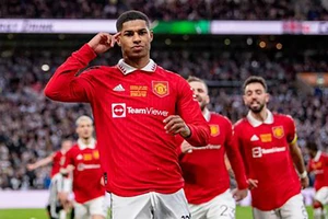 Rashford chính thức bị tước bàn thắng trong trận chung kết Carabao Cup