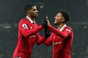 MU trở lại Top 4 Premier League