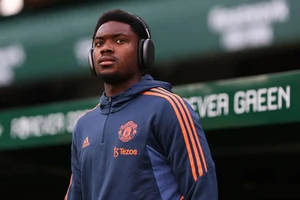 MU thử nghiệm bộ đôi mới để giải quyết khủng hoảng