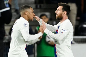 Messi kiến ​​tạo xuất thần cho Mbappe