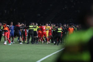 Chuyên gia Thái Lan: ‘U-22 Thái Lan đẳng cấp hơn Indonesia, tự làm hại mình’