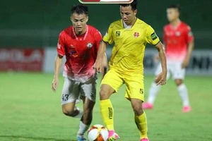 CLB Hải Phòng chia điểm ở Quy Nhơn