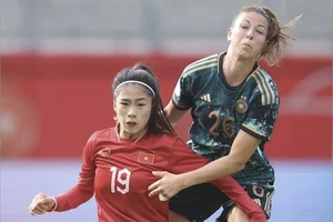 “Hot girl” Thanh Nhã sánh vai 5 ngôi sao trẻ châu Á tại World Cup