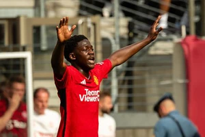 Fan phát cuồng về ‘viên ngọc quý’ của MU