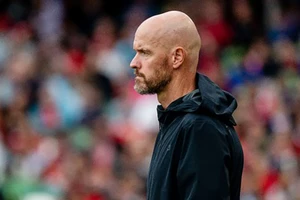 Ten Hag xác nhận mất cầu thủ sẵn sàng đổ máu vì MU
