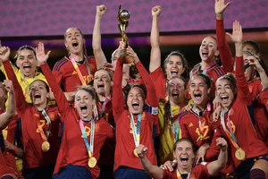 Đánh bại Anh, Tây Ban Nha lần đầu vô địch World Cup