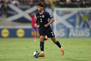 MU, Liverpool và Arsenal trong cuộc chiến tay ba