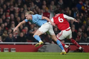 Arsenal – Man City: Bất phân thắng bại