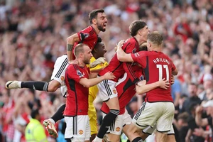 MU thắng 10 trận, thua 1 trận vẫn gặp khủng hoảng