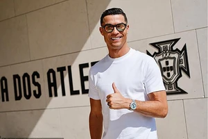 Sốc: Ronaldo bị kết án 99 roi vì ngoại tình