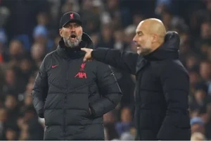Klopp nổi giận vì Premier League đổi lịch thi đấu trận Liverpool gặp Man City
