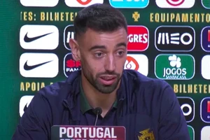 Bruno Fernandes bật đèn xanh cho MU hoàn tất vụ chuyển nhượng