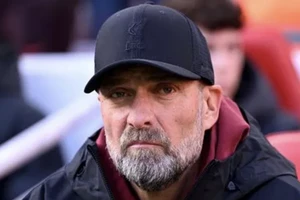 3 tiền vệ bị đưa nhầm vào đội hình Liverpool sau sai lầm của Premier League