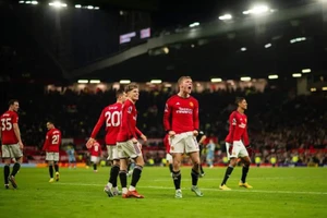 MU - Tottenham: “Quỷ đỏ” run sợ trên sân nhà