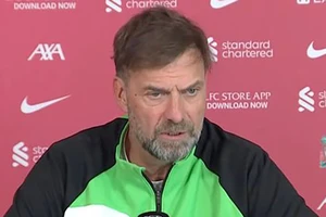 Klopp dự đoán đội vô địch Premier League, nói nhầm về Man City