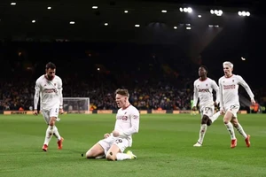 Aston Villa – MU: “Quỷ đỏ” tiếp tục có điểm