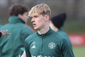Ten Hag triệu tập 3 cầu thủ trẻ ít tên tuổi lên đội 1 MU