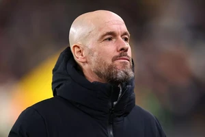 Ten Hag tự tin MU có thể tránh được vấn đề của Liverpool