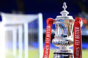 Bốc thăm tứ kết FA Cup: 'Quá đen' cho MU