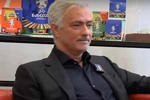 Mourinho đưa ra cái nhìn sâu sắc về công việc ở MU