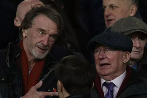 Lời đầu tiên của Sir Alex Ferguson khiến sao MU choáng váng