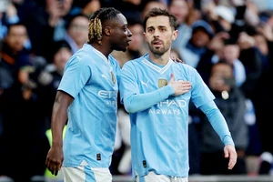 Jackson ‘ăn hại’, Man City vào chung kết FA Cup