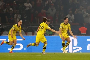 Hạ gục PSG, Borussia Dortmund vào chung kết Champions League