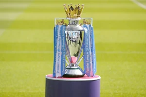 Giai thoại thú vị về nơi cất giữ chiếc cúp vô địch Premier League và sự thật
