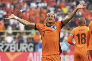 MU có động thái gây sốc mua bộ ba 'Hà Lan bay' và Dani Olmo