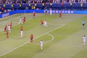 Khoảnh khắc ném biên sai lầm khiến tuyển Anh sụp đổ trước Tây Ban Nha