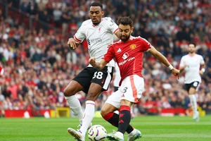 MU thảm bại trên sân nhà