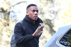 Martial gây sốc khi nhận lại lời đề nghị chuyển nhượng kỷ lục