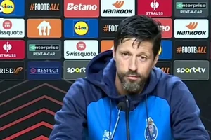 HLV của Porto: ‘Ten Hag bị trói bằng dây thừng, sẽ là sai lầm nếu…”