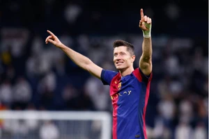 Barcelona vùi dập Real Madrid ngay tại Bernabeu